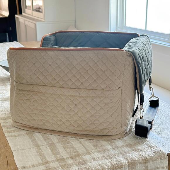 Dog Car Seat Booster - Picture 4 of 8